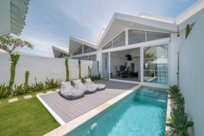 Sandy Shores Villa 3 Modern 3BR Villa in Canggu